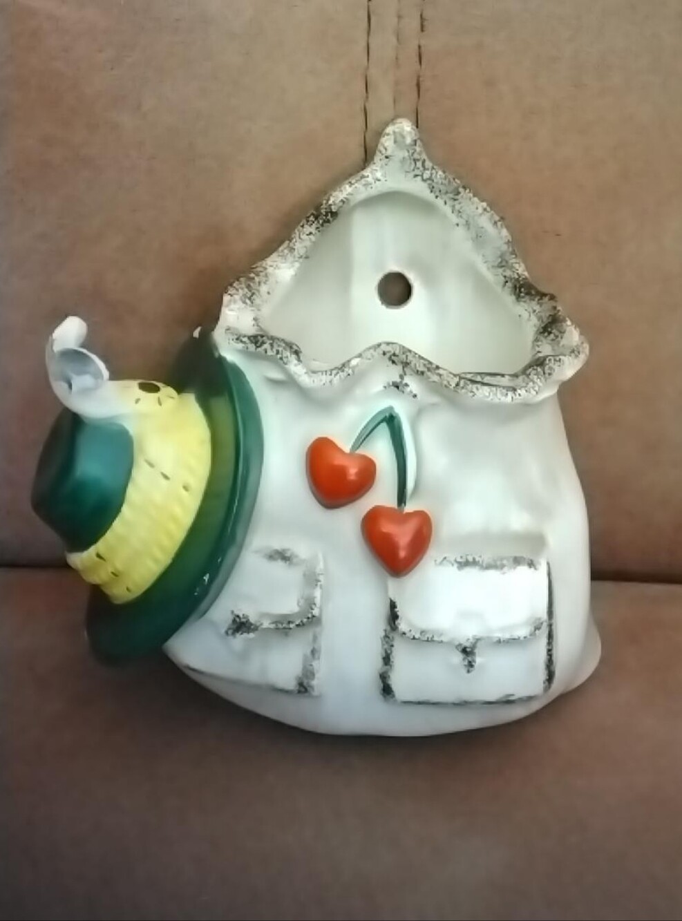 Vintage Circa 1950s HUMMEL VP 70 German Ceramic Wall Pocket Vase